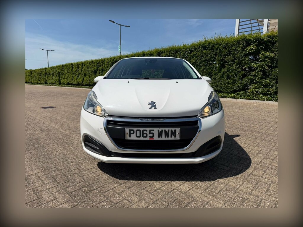 Peugeot 208 1.2 Puretech Active Hatchback Eu PO65WWM White #4
