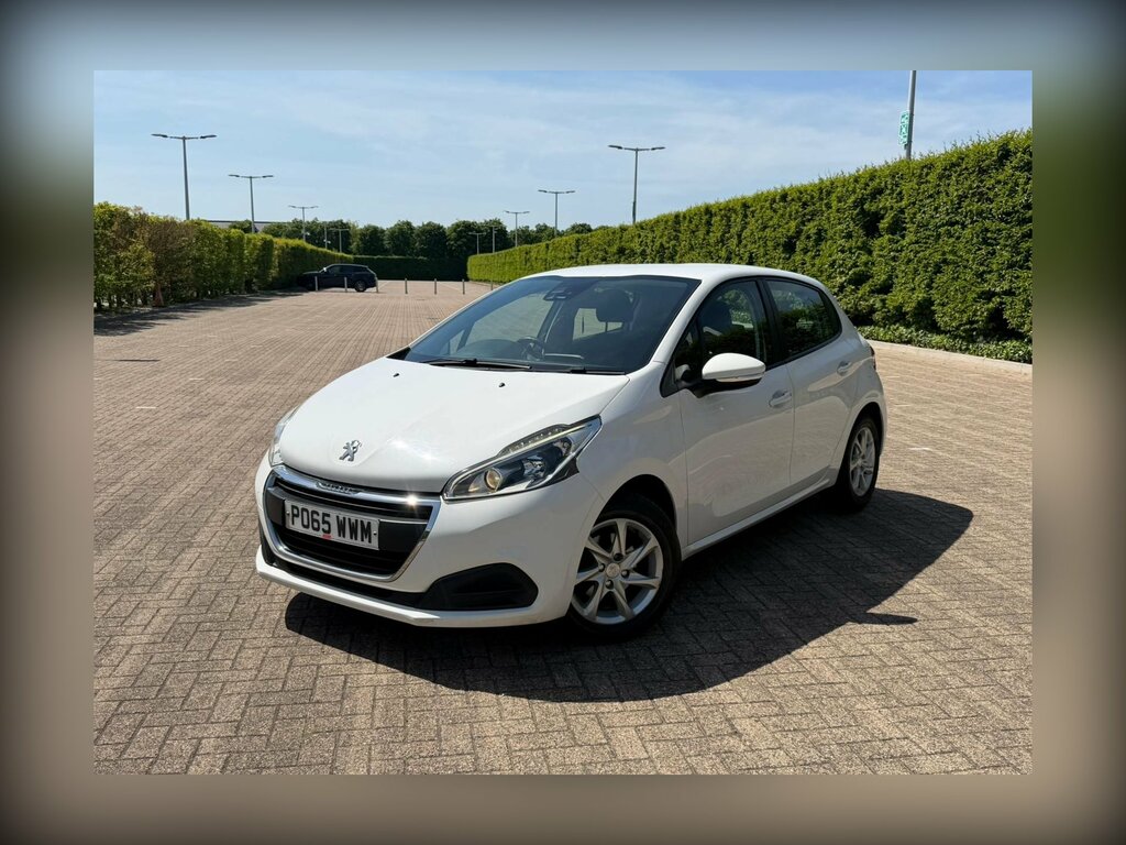 Peugeot 208 1.2 Puretech Active Hatchback Eu PO65WWM White #2