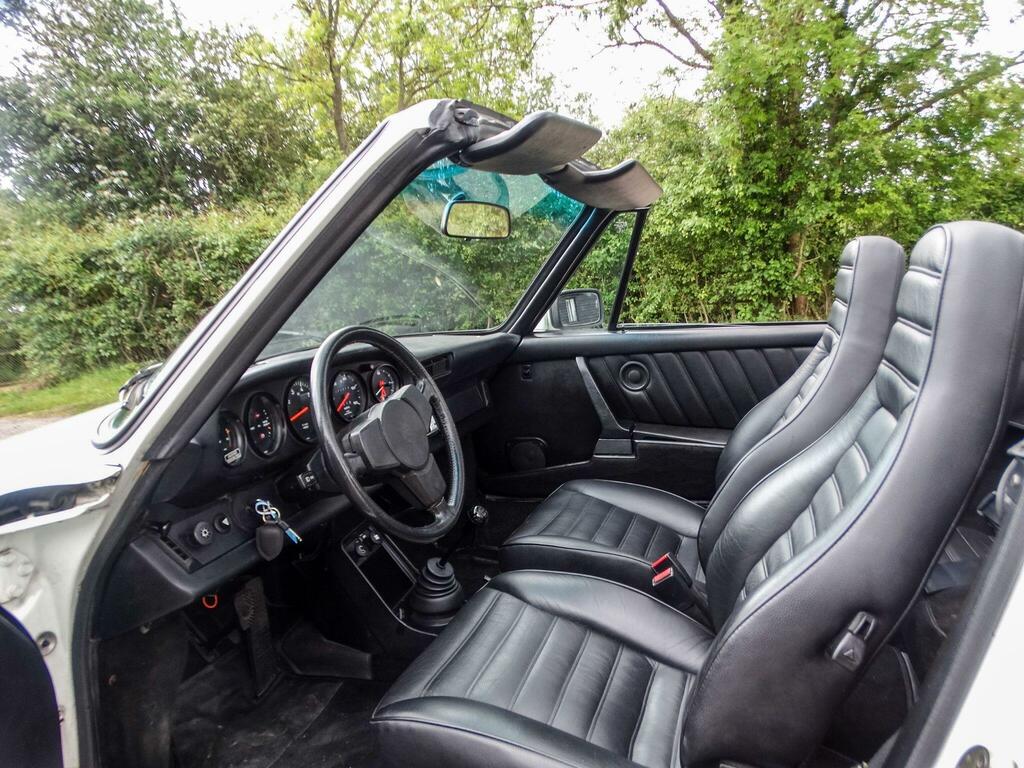 Porsche 911 Petrol #3