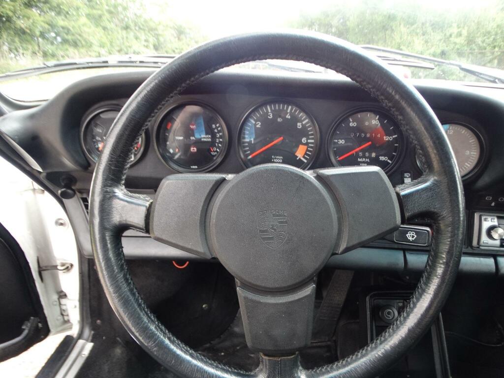 Porsche 911 Petrol #6