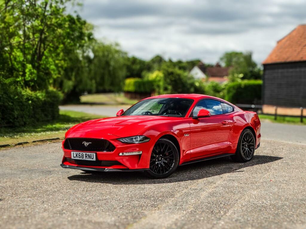 Ford Mustang Gt Red