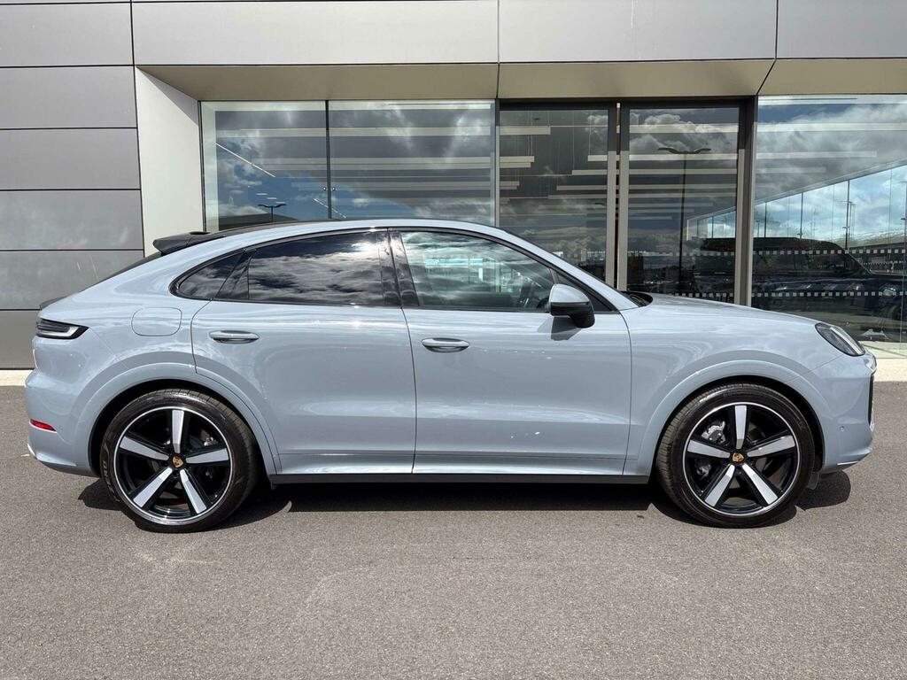 Porsche Cayenne Hybrid CF73PBZ #4