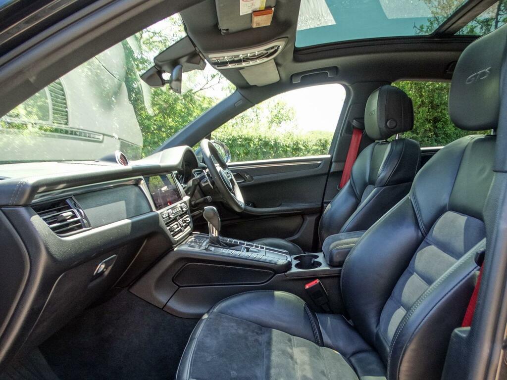 Porsche Macan Petrol GY70VJJ  #3