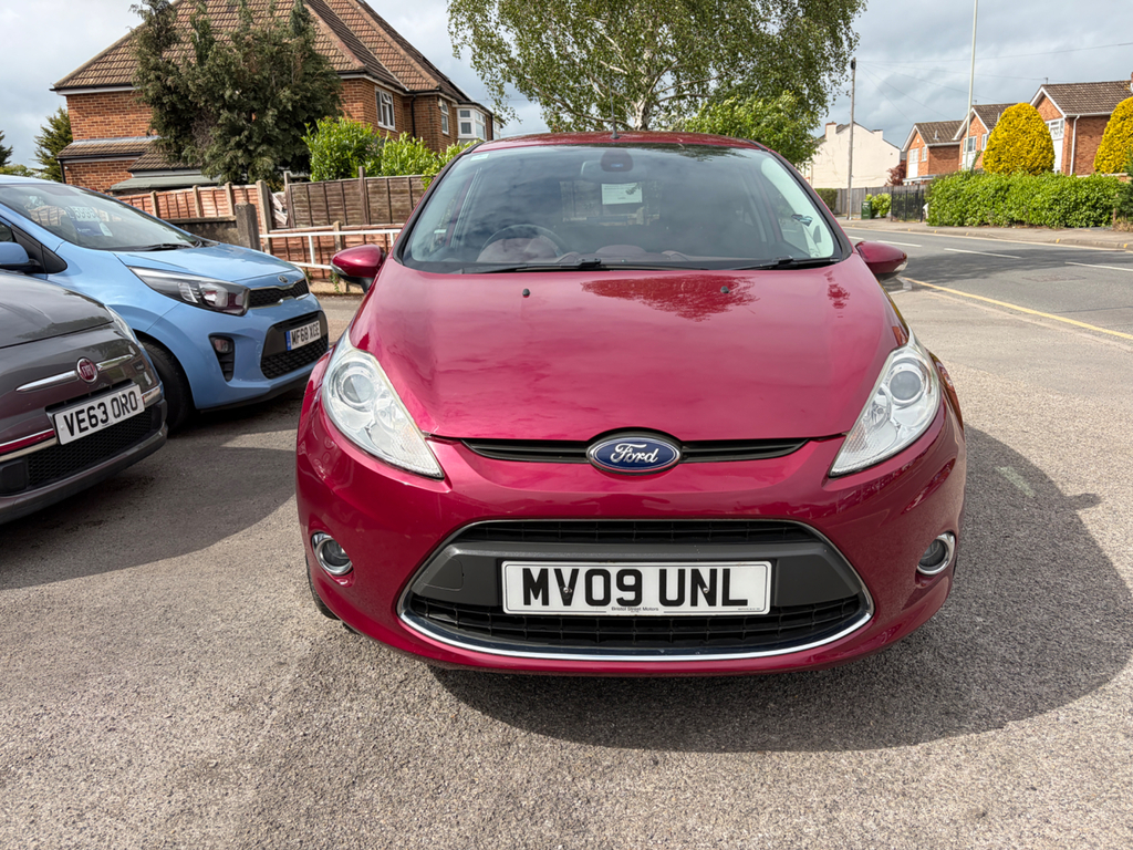 Ford Fiesta 1.4 Titanium Hatchback 133 Gkm MV09UNL  #2