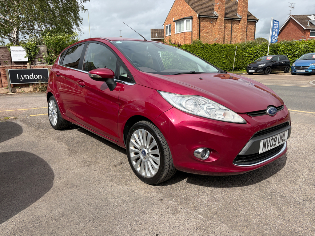 Ford Fiesta 1.4 Titanium Hatchback 133 Gkm MV09UNL  #5