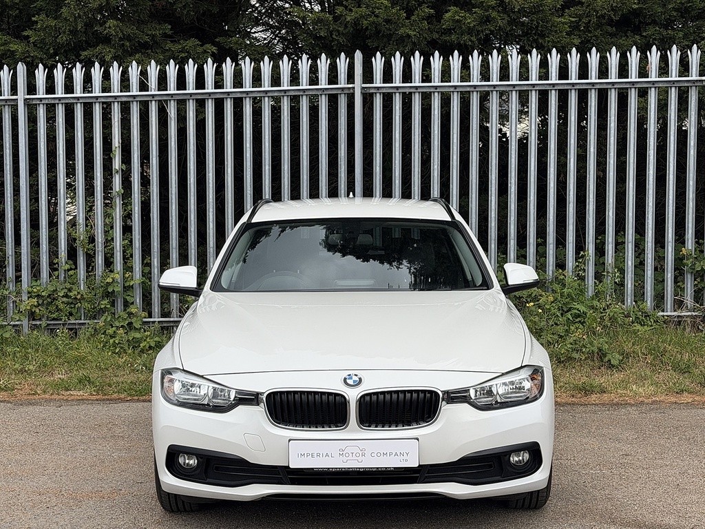 BMW 3 Series 320D Ed Plus PF17YTW White #3