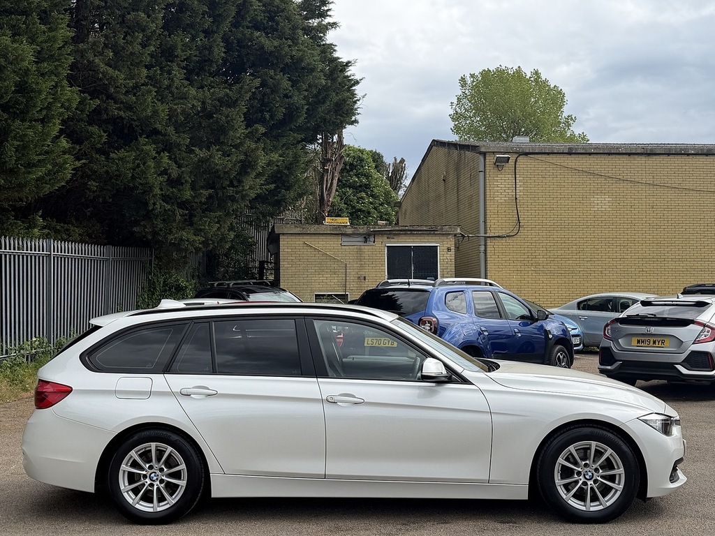 BMW 3 Series 320D Ed Plus PF17YTW White #6