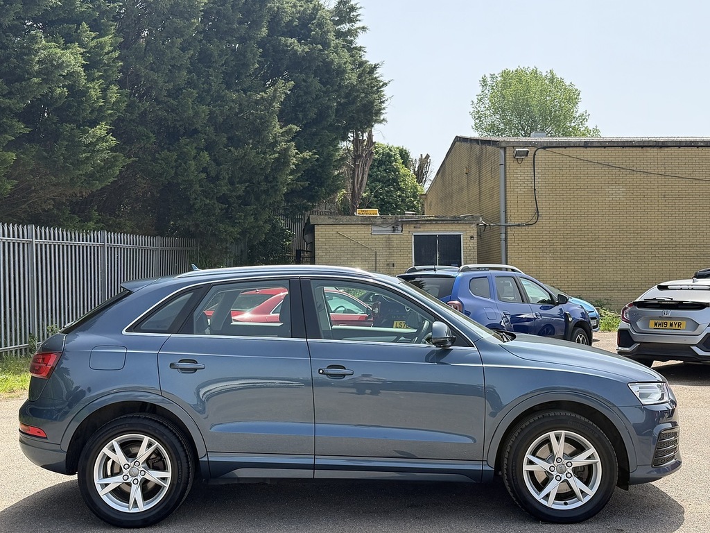 Audi Q3 Tfsi Cod Sport BW66XEP Blue #6