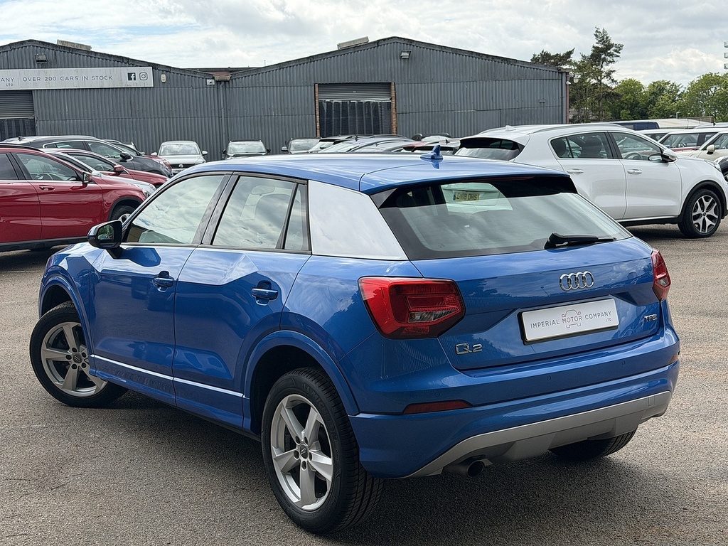 Audi Q2 Tfsi Sport LY67PZA Blue #2