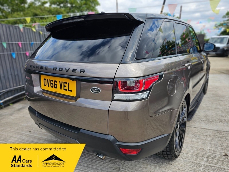 Land Rover Range Rover Sport 3.0 Sd V6 Hse OV66VEL Brown #4