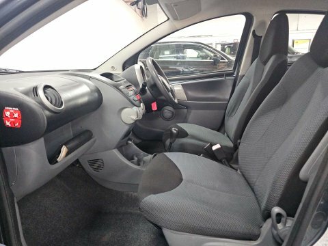 Toyota Aygo 1.0 Vvt-i Multimode Grey #17