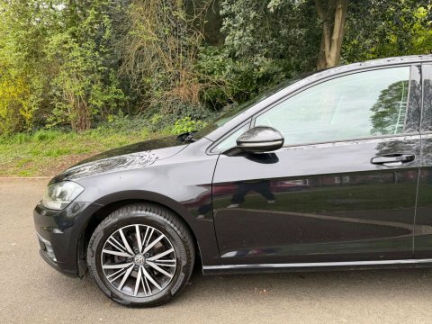 Volkswagen Golf 2.0 Tdi Se VT19NMU Black #5