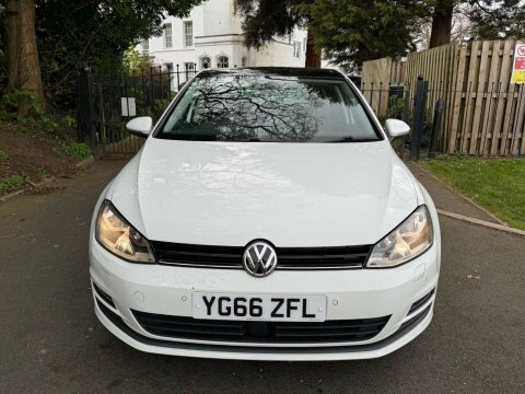 Volkswagen Golf 1.4 Tsi Bluemotion YG66ZFL White #2