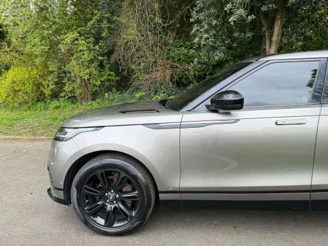 Land Rover Range Rover Velar 2.0 D240 R-dynamic KT67LVS Silver #5