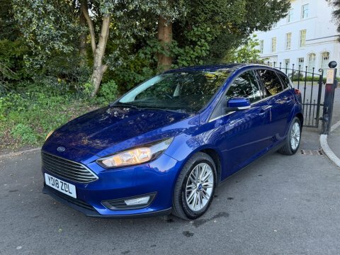 Ford Focus 1.0T Ecoboost Zetec Blue