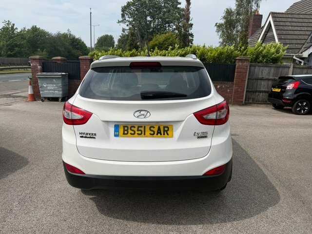 Hyundai Ix35 1.7 Crdi Se Suv Euro 5 S S 11 White #3