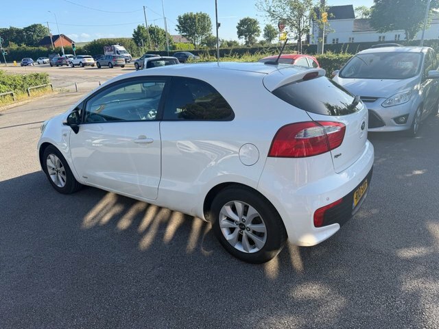 Kia RIO 1.25 Sr7 Hatchback Euro 6 84 Bh R10SXR White #4