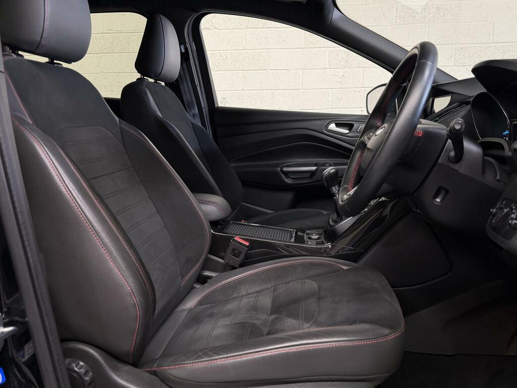 Ford Kuga 1.5 Tdci St-line Suv Euro 6 Ss Black