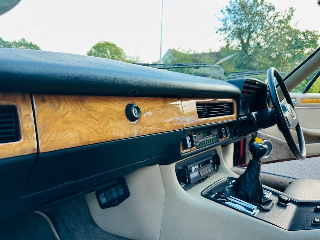 Jaguar XJS  Blue #77