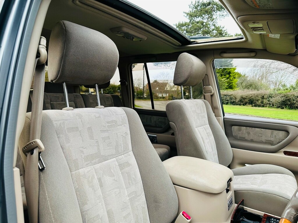 Toyota Land Cruiser Amazon Amazon 4.2 Td VX Silver #51