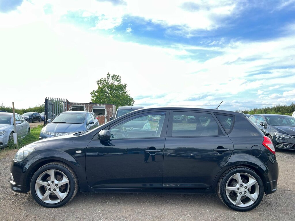 Kia Ceed 1.6 Crdi 3 Euro 5 Black #5
