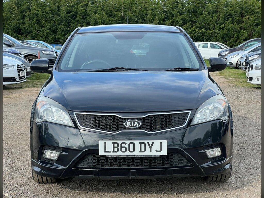 Kia Ceed 1.6 Crdi 3 Euro 5 Black #3