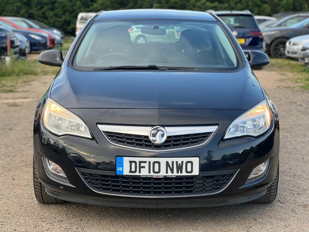 Vauxhall Astra 1.7 Cdti Exclusiv Euro 5 Black #3