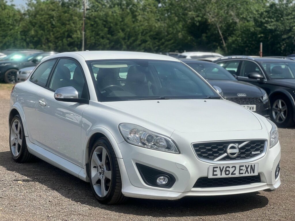 Volvo C30 2.0 R-design Sports Coupe Euro 5 White #2