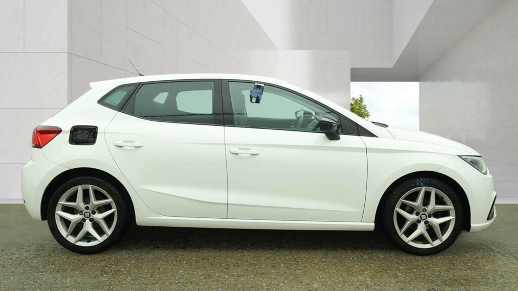 Seat Ibiza Fr Tsi RV68XVL White #5