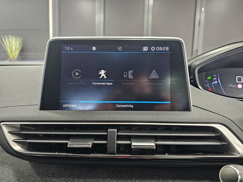 Peugeot 3008 Allure Blue Hdi Ss DU69CVZ Red #5