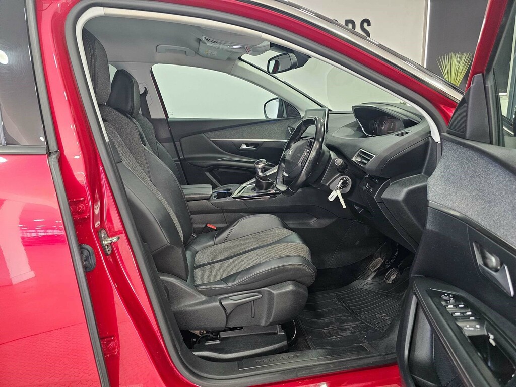 Peugeot 3008 Allure Blue Hdi Ss DU69CVZ Red #2