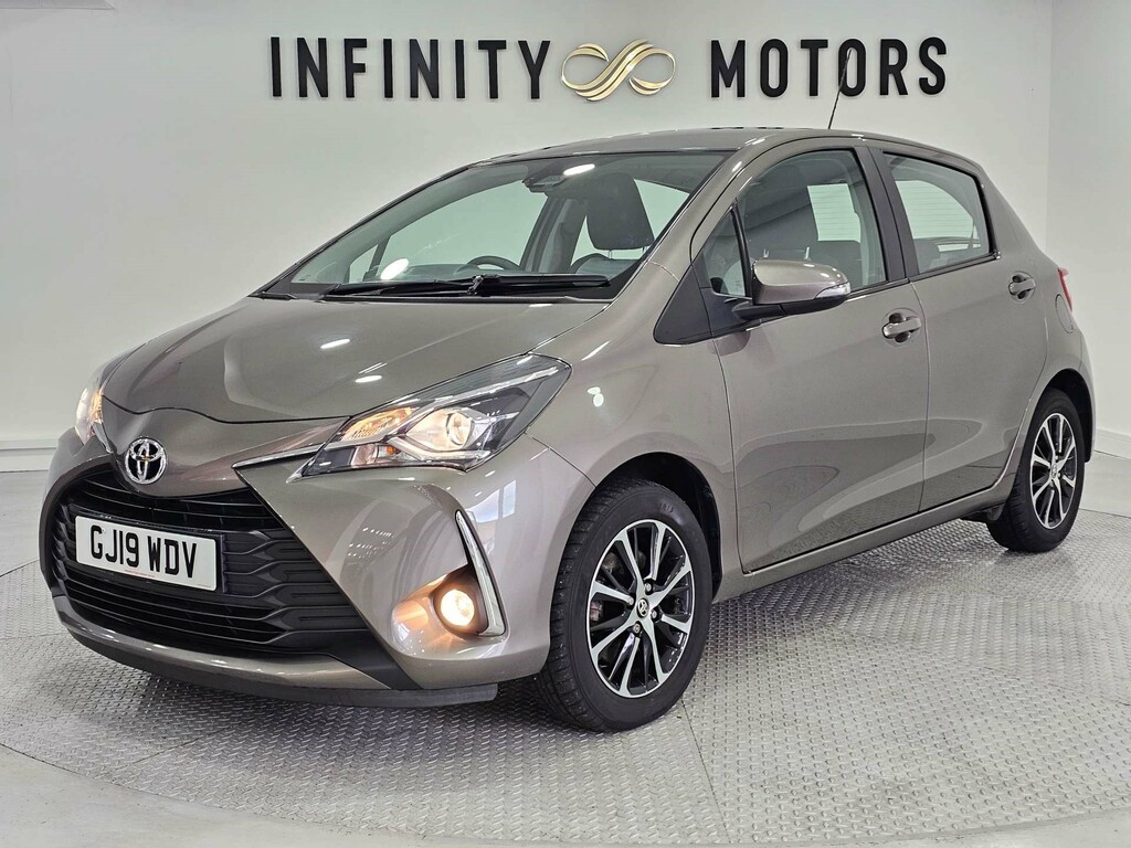 Toyota Yaris Icon Tech Vvt-i GJ19WDV #4