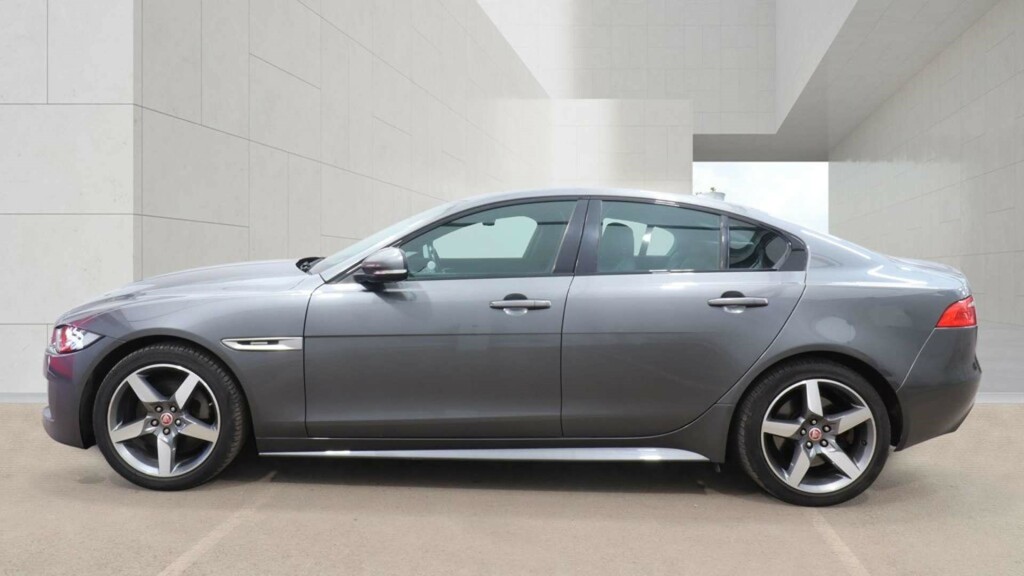 Jaguar XE R-sport I HX18WML #6