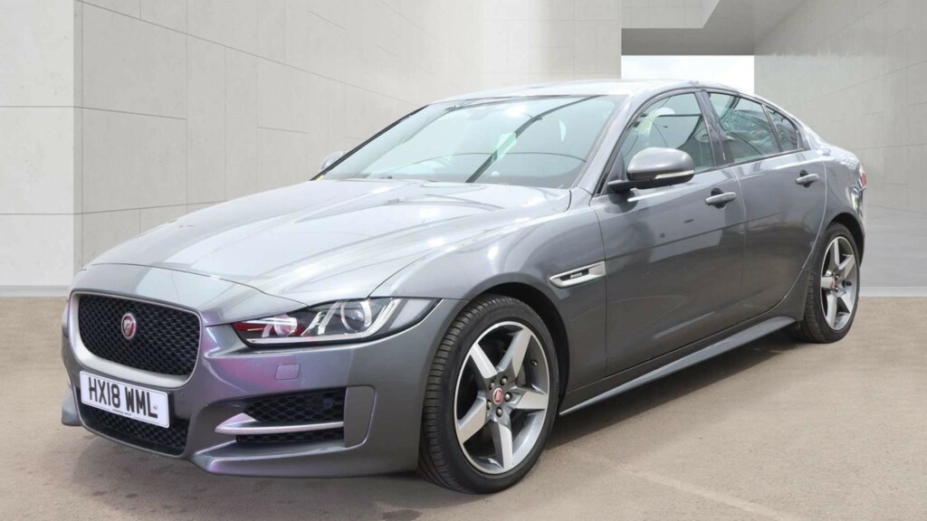 Jaguar XE R-sport I HX18WML #2