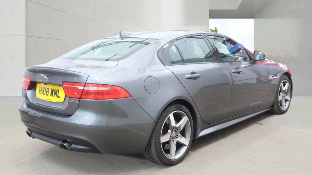 Jaguar XE R-sport I HX18WML #4