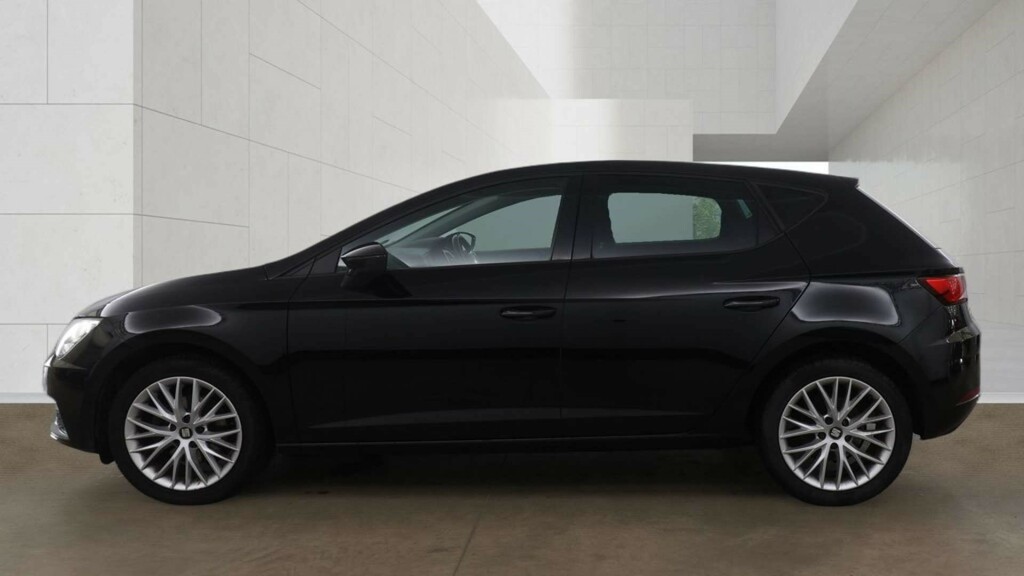 Seat Leon Se Dynamic Tsi Evo YN19NUR Black #6