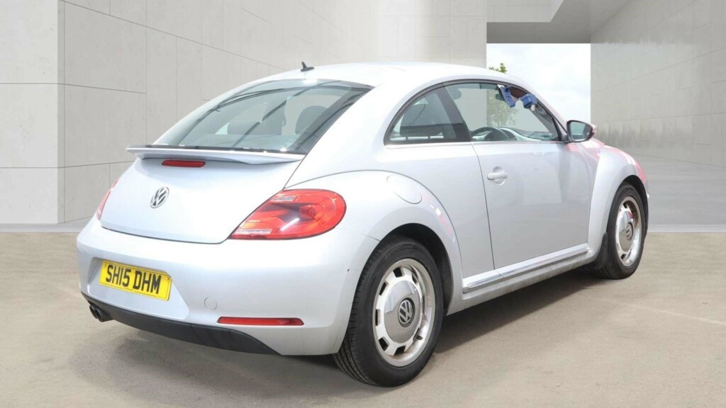 Volkswagen Beetle Design Tsi Bluemotion Technology SH15DHM #4
