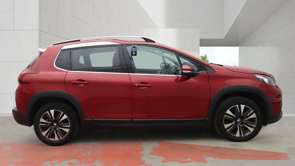 Peugeot 2008 Allure Premium YH68CWJ #5
