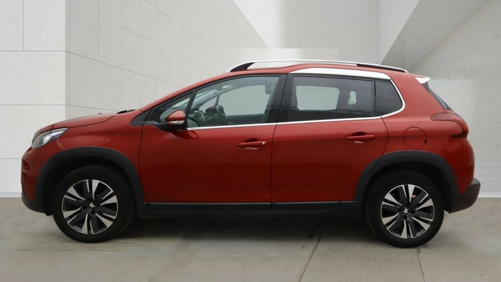 Peugeot 2008 Allure Premium YH68CWJ #6