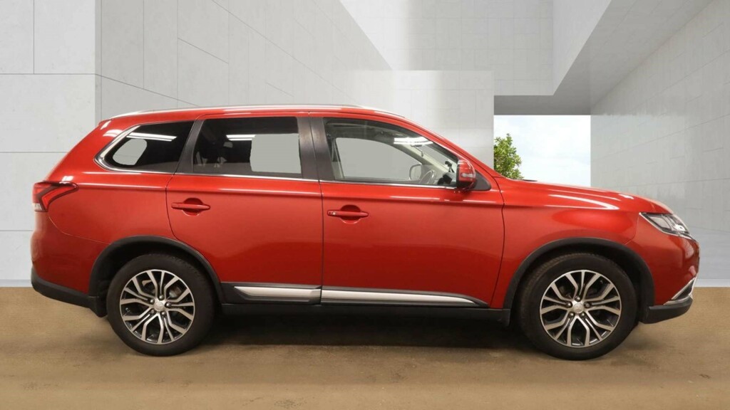 Mitsubishi Outlander Di-d 4 4Wd  #5