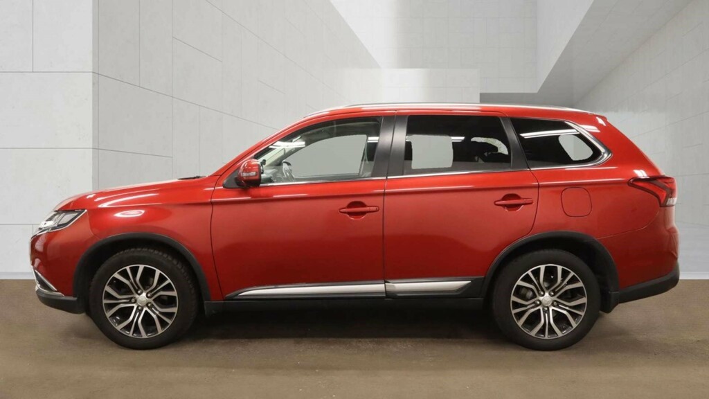 Mitsubishi Outlander Di-d 4 4Wd  #6