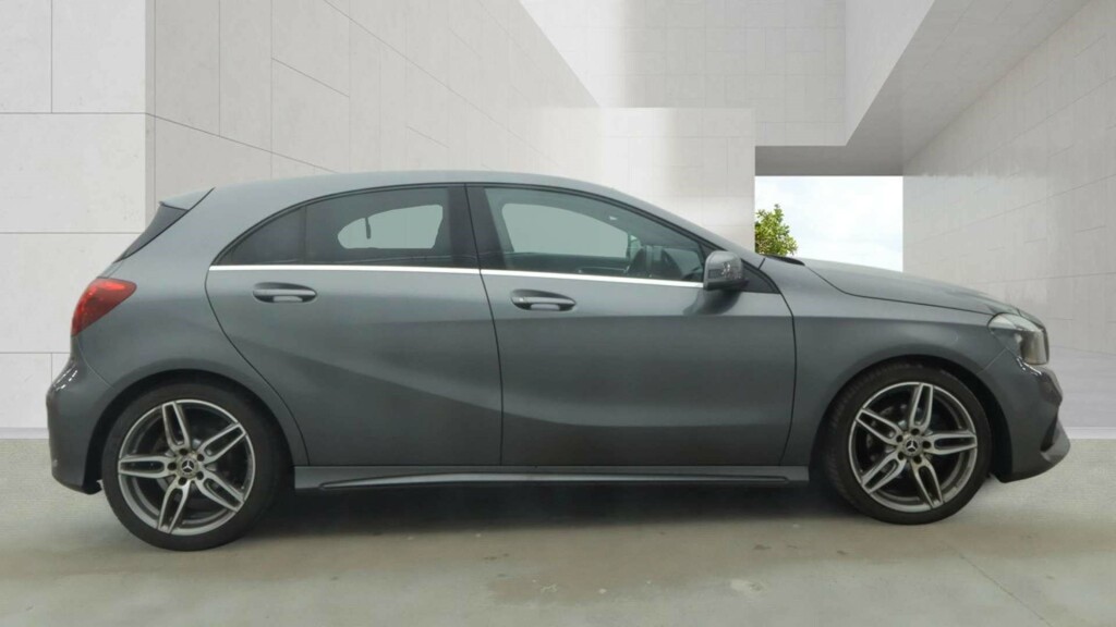 Mercedes-Benz A Class Amg Line BT67MJE #5