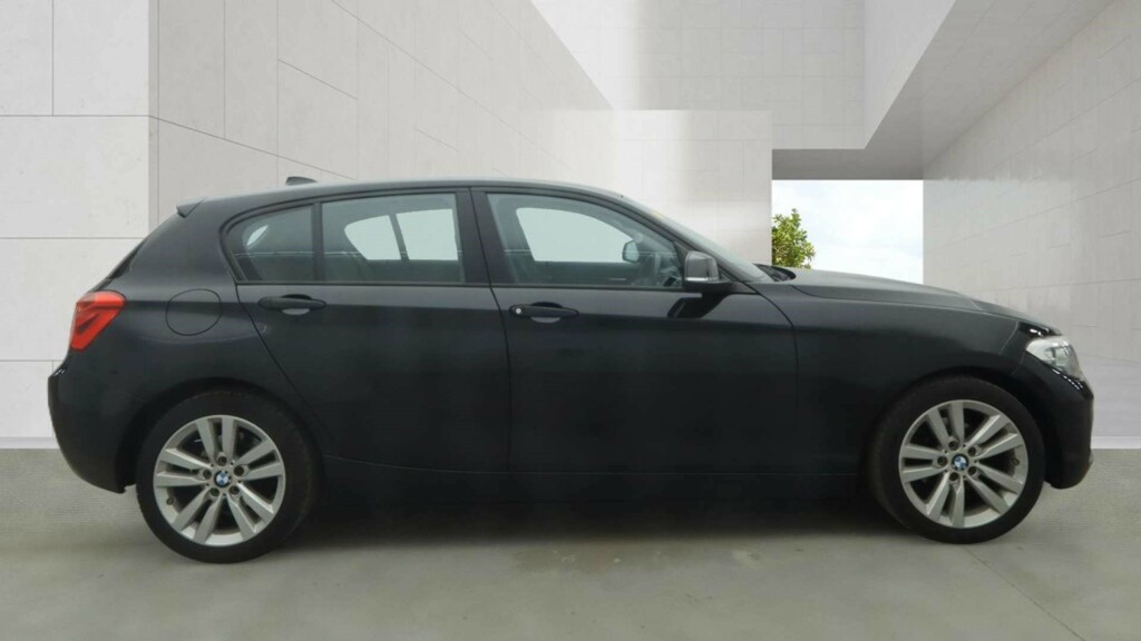BMW 1 Series 118I Sport MM68NHZ Black #5