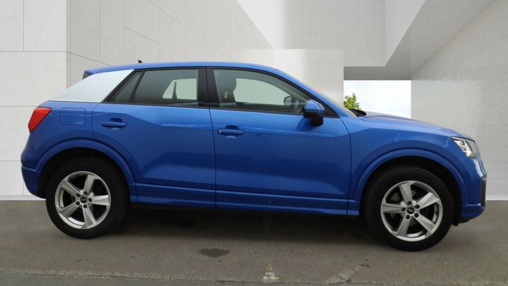 Audi Q2 Sport 30 Tfsi WM70DXS Blue #5