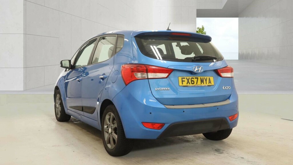 Hyundai Ix20 Se Nav Blue Drive  #3