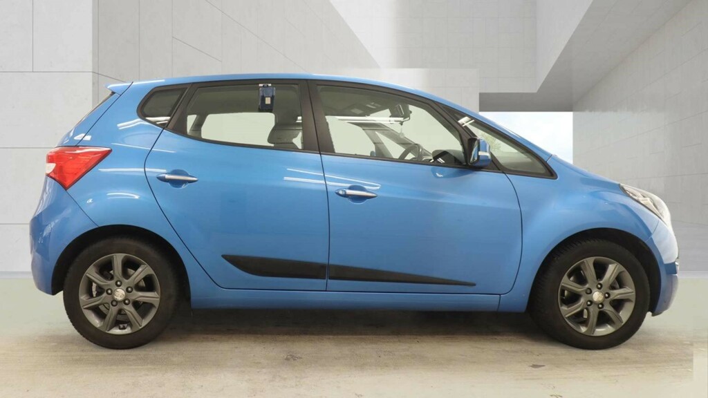 Hyundai Ix20 Se Nav Blue Drive  #5