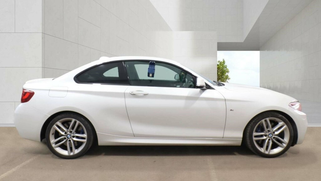 BMW 2 Series M Sport White #5