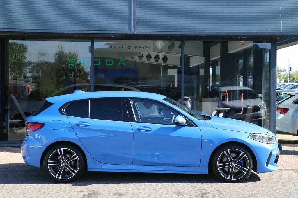 BMW 1 Series 118I M Sport Blue #4