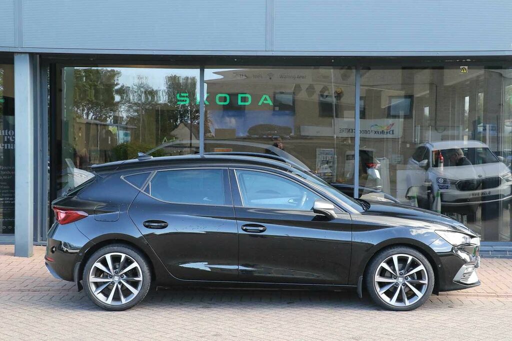Seat Leon 1.5 Tsi Evo 150 Fr Sport SJ23ORX Black #4
