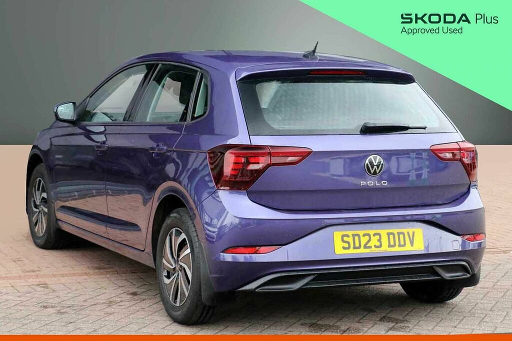Volkswagen Polo 1.0 Tsi Life SD23DDV Purple #3